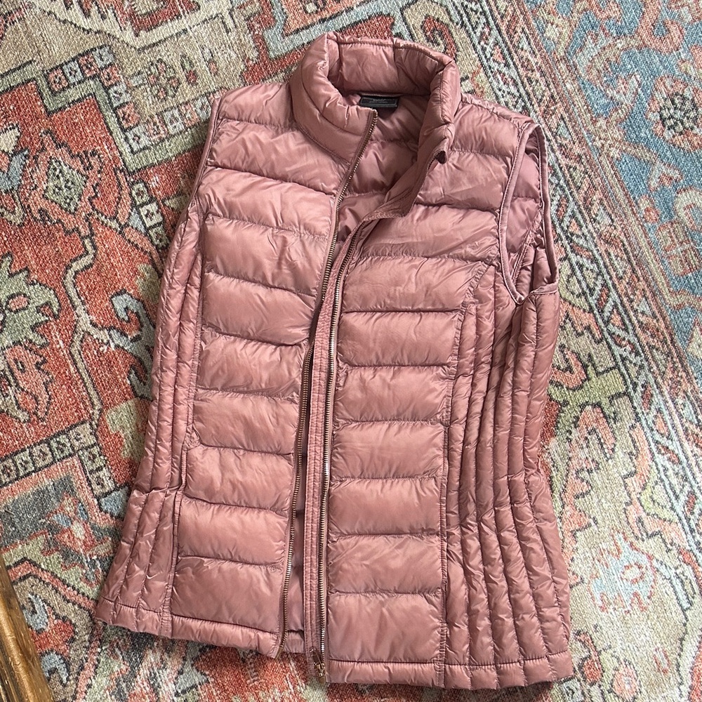 32 Degrees Women's Mauve Quilted Vest